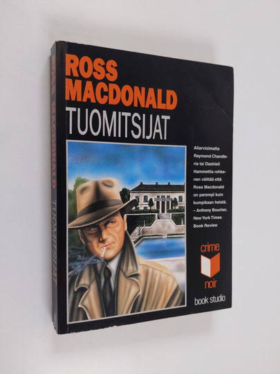 Ross Macdonald : Tuomitsijat