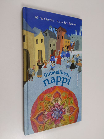 Salla Savolainen ym. : Ihmeellinen nappi