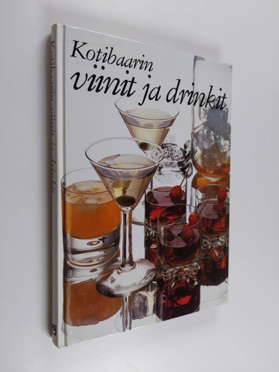 Mariann Erlandsson : Kotibaarin viinit ja drinkit