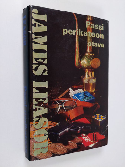 James Leasor : Passi perikatoon