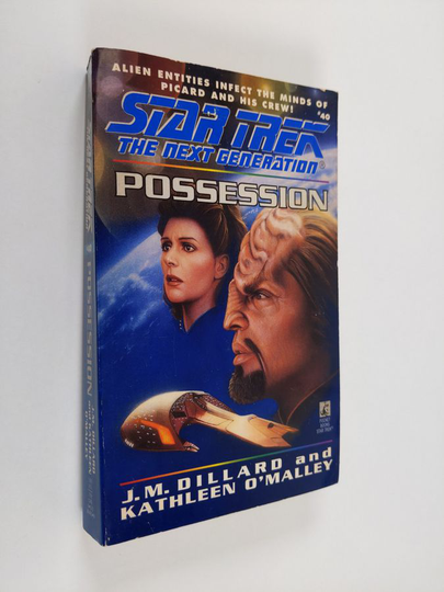 J. M. Dillard ym. : Star Trek The Next Generation 40 : Possession