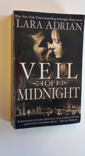 Lara Adrian : Veil of midnight