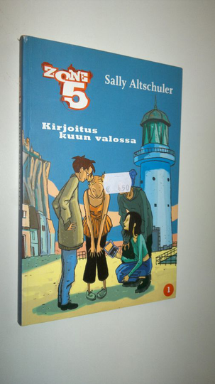 Sally Altschuler : Kirjoitus kuun valossa