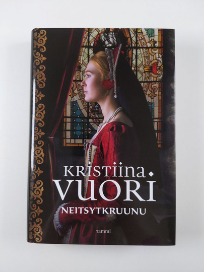 Kristiina Vuori : Neitsytkruunu