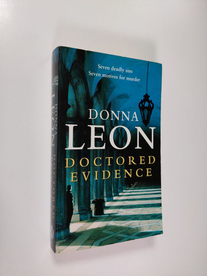 Donna Leon : Doctored Evidence