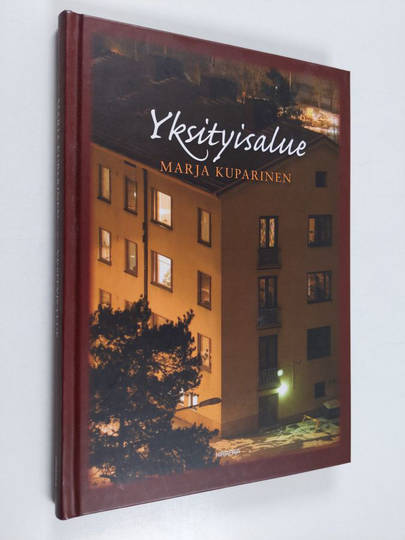 Marja Kuparinen : Yksityisalue