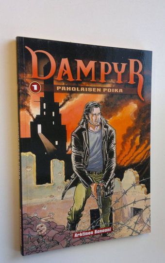 Kristian (suom.) Mikkola : Dampyr 1 : Paholaisen poika