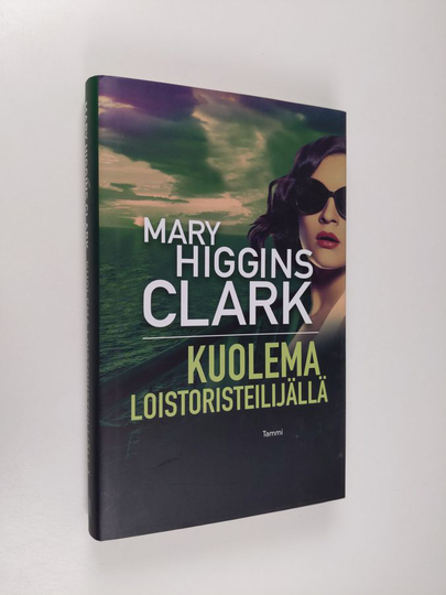 Mary Higgins Clark : Kuolema loistoristeilijällä