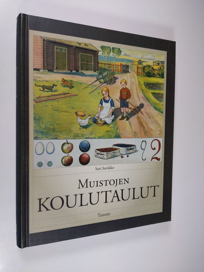 Sari Savikko (toim.) : Muistojen koulutaulut