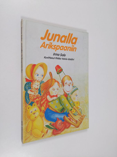 Irma Salo : Junalla Arikspaaniin