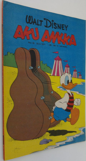 Walt Disney : Aku Ankka No 25 / 1971