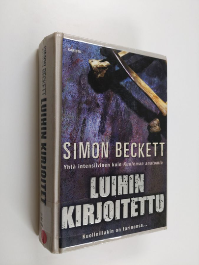Simon Beckett : Luihin kirjoitettu