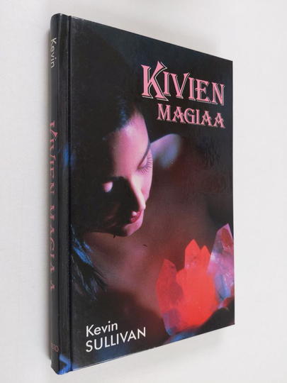 Kevin Sullivan : Kivien magiaa