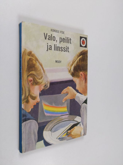 F. E. Newing : Valo, peilit ja linssit