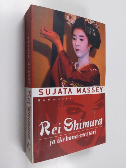 Sujata Massey : Rei Shimura ja ikebana-mestari