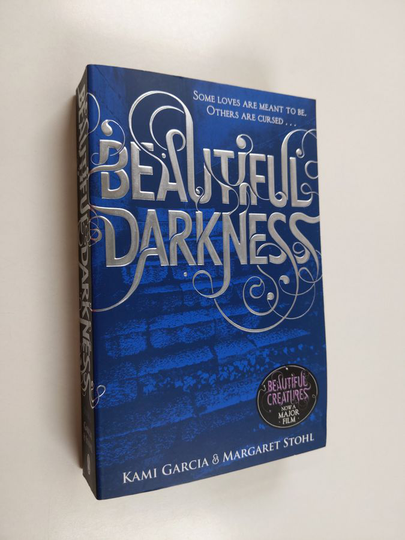 Kami Garcia : Beautiful darkness