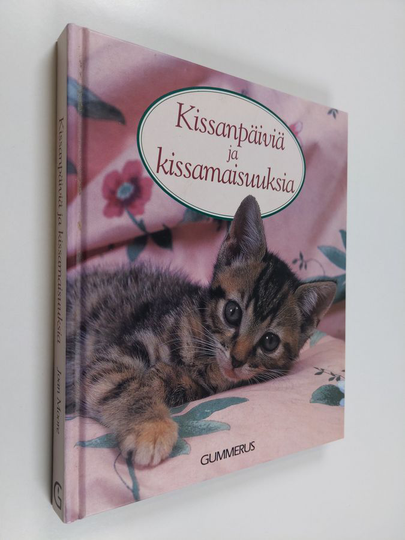 Joan Moore : Kissanpäiviä ja kissamaisuuksia
