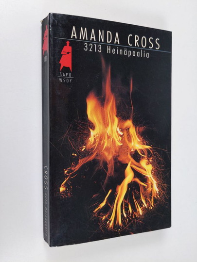 Amanda Cross : 3213 heinäpaalia