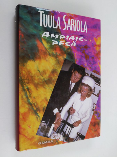 Tuula Sariola : Ampiaispesä