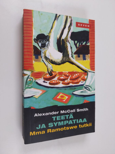 Alexander McCall Smith : Teetä ja sympatiaa