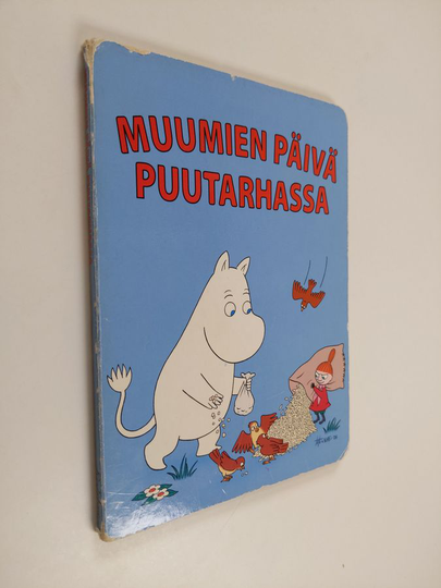 Ulla Asantila : Muumien päivä puutarhassa