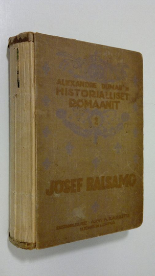 Alexandre Dumas : Historialliset romaanit 2, Josef Balsamo : historiallinen romaani Ludvig XV:n hovista