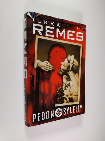 Ilkka Remes : Pedon syleily