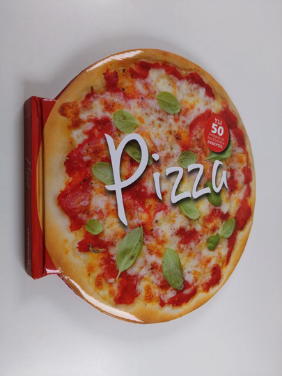 Carla Bardi : Pizza : yli 55 herkullista reseptiä pizzan ystäville