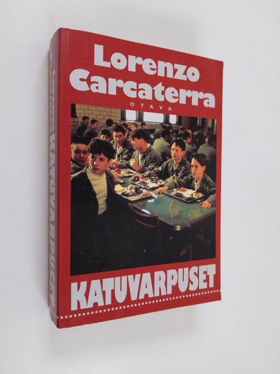 Lorenzo Carcaterra : Katuvarpuset