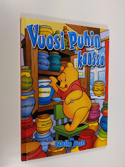 Vuosi Puhin kanssa