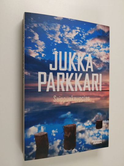 Jukka Parkkari : Saippuakauppias : romaani vakoiluoperaatiosta Suomessa vuonna 2004