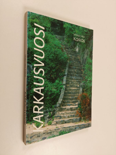Marja-Liisa Kärkäs : Karkausvuosi