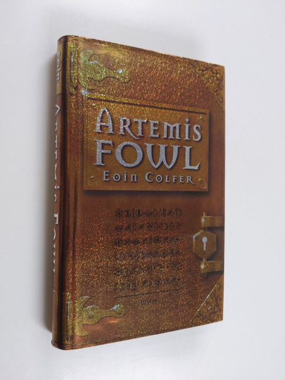 Eoin Colfer : Artemis Fowl