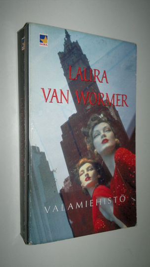 Laura Van Worner : Valamiehistö