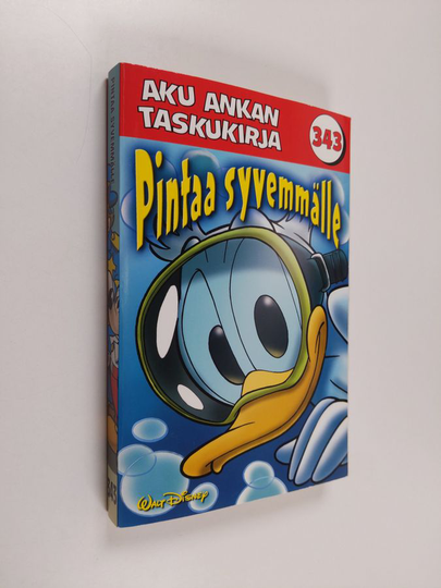 Walt Disney : Pintaa syvemmälle