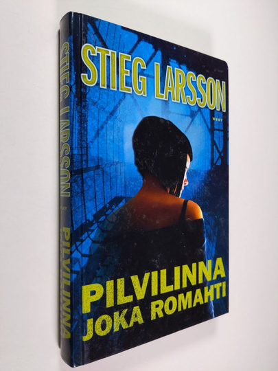 Stieg Larsson : Pilvilinna joka romahti