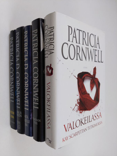 Patricia Cornwell : Patricia Cornwell-paketti (5 kirjaa) : Valokeilassa ; Viimeinen piiri ; Mitä jäljelle jää ; Julma ja tavaton ; Pedon leima