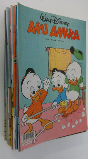 Walt Disney : Aku Ankka puolivuosikerta 1990 (numerot 1-25)