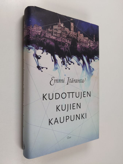 Emmi Itäranta : Kudottujen kujien kaupunki