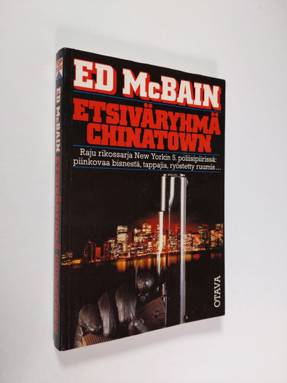 Ed McBain : Etsiväryhmä Chinatown