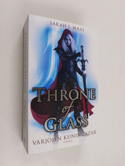 Sarah J. Maas : Varjojen kuningatar