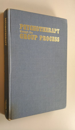 Dorothy Stock Whitaker : Psychotherapy through the Group Process