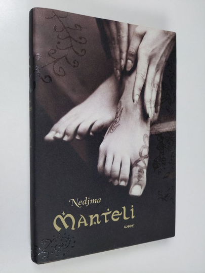 Nedjma : Manteli : intiimi kertomus