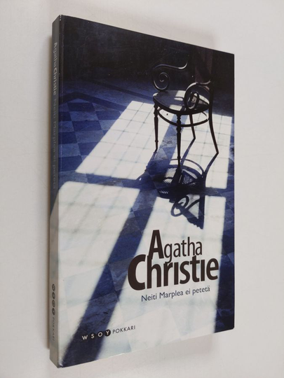 Agatha Christie : Neiti Marplea ei petetä