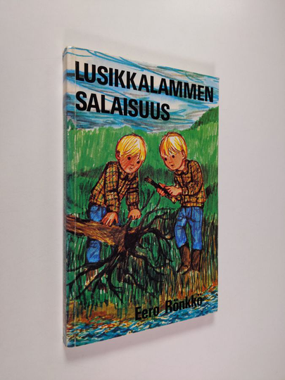 Eero Rönkkö : Lusikkalammen salaisuus