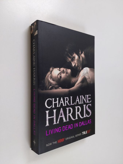 Charlaine Harris : Living dead in Dallas
