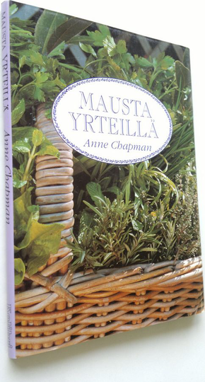 Anne Chapman : Mausta yrteillä