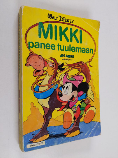 Walt Disney : MIKKI panee tuulemaan 53