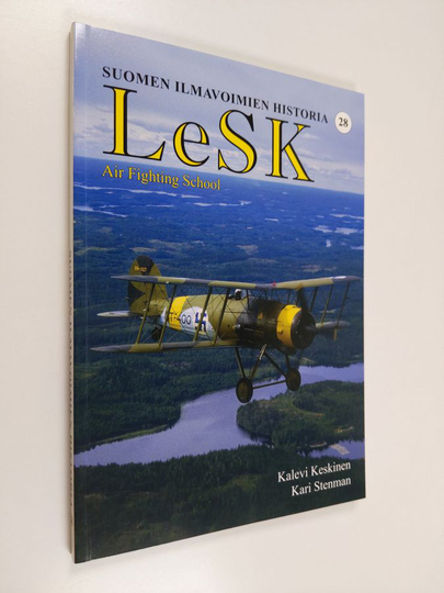 Kalevi Keskinen : Suomen ilmavoimien historia, 28 - LeSK : T-LLv 17, T-LLv 25, T-LLv 29, T-LLv 35, T-LLv 39