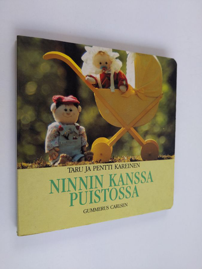 Taru Kareinen : Ninnin kanssa puistossa